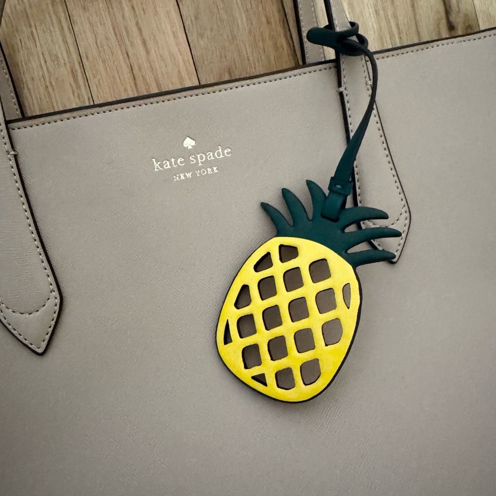 Kate Spade beige leather tote bag - Picture 7 of 7